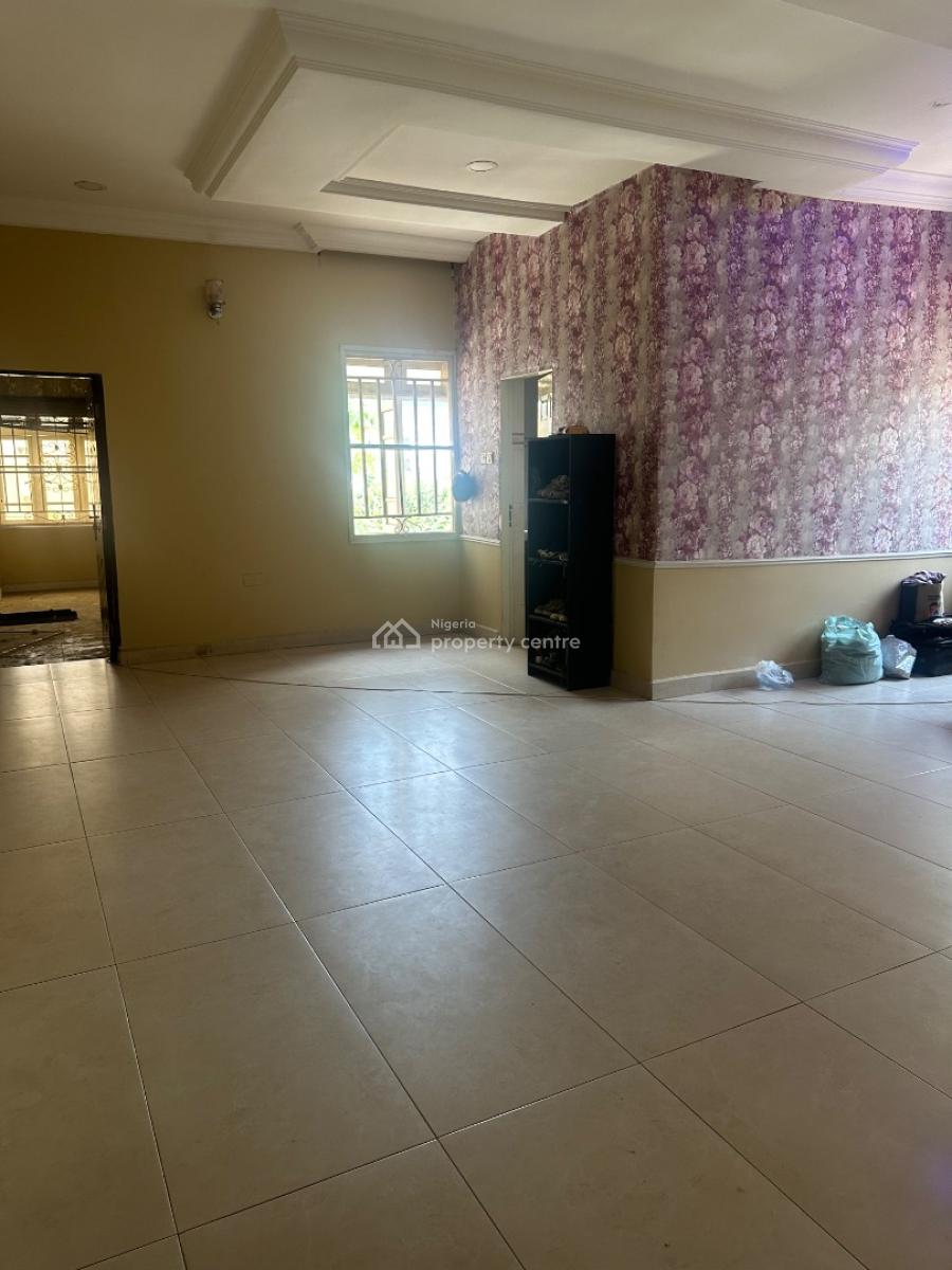 Very Massive 8 Bedroom Fully Detached Duplex with 2 Bedrooms Guest Cha, Off Aliyu Modibbo Street Guzape, Guzape District, Abuja, Detached Duplex for Rent