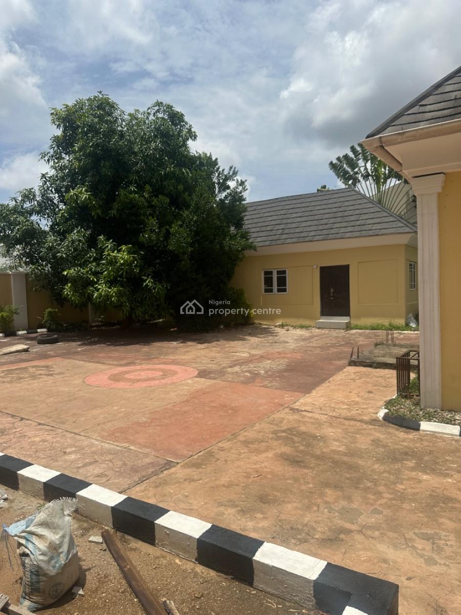 Very Massive 8 Bedroom Fully Detached Duplex with 2 Bedrooms Guest Cha, Off Aliyu Modibbo Street Guzape, Guzape District, Abuja, Detached Duplex for Rent