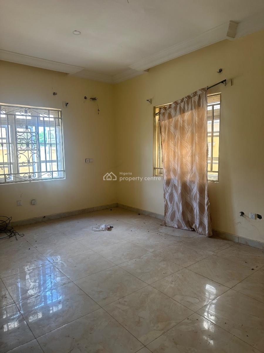 Very Massive 8 Bedroom Fully Detached Duplex with 2 Bedrooms Guest Cha, Off Aliyu Modibbo Street Guzape, Guzape District, Abuja, Detached Duplex for Rent