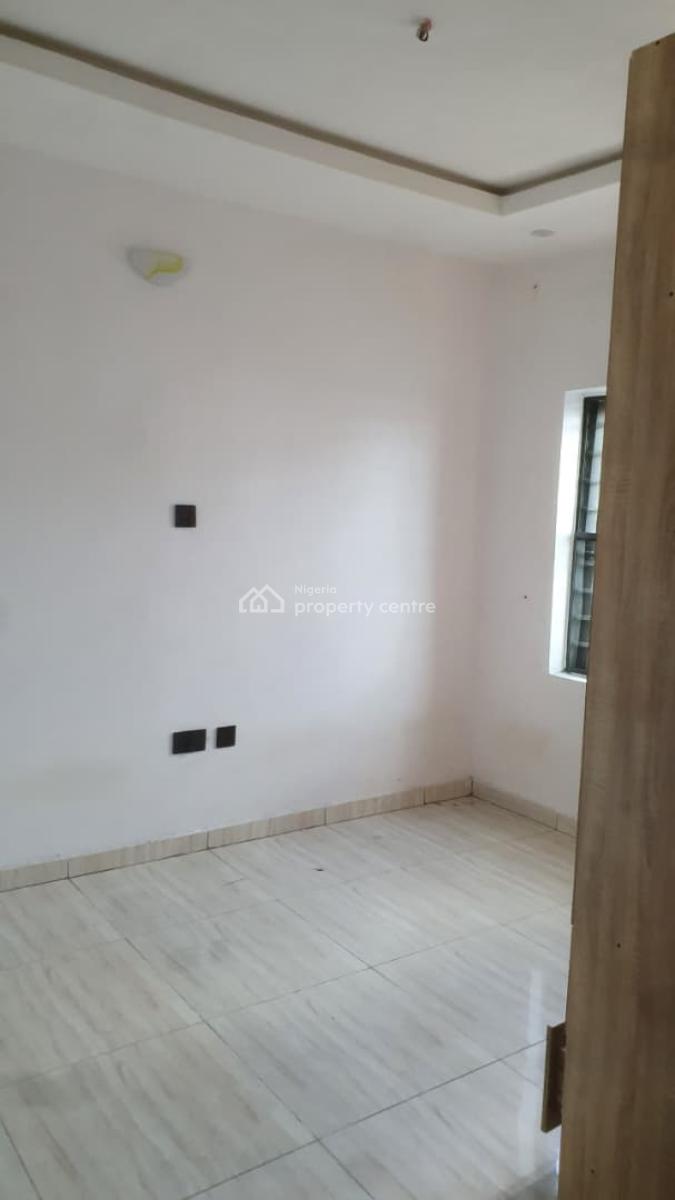 Brand New Luxury 2bedroom Apartment, 17 Sam Owo Street, Seaside Estate, Badore, Ajah, Lagos, Flat / Apartment for Rent
