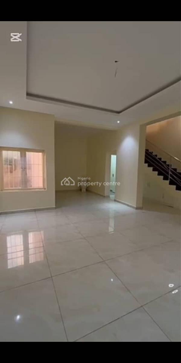 Magnificent  4 Bedroom Terrace Duplex +bq, Guzape, Guzape District, Abuja, Terraced Duplex for Rent