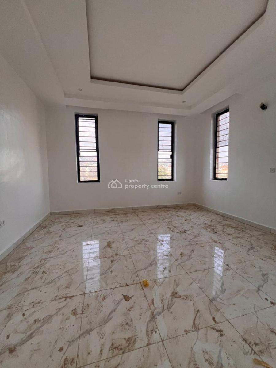 a Brand New Spacious 3-bedroom Flat, Jahi District Abuja, Its in a Well Secured Environment., Jahi, Abuja, Flat / Apartment for Sale