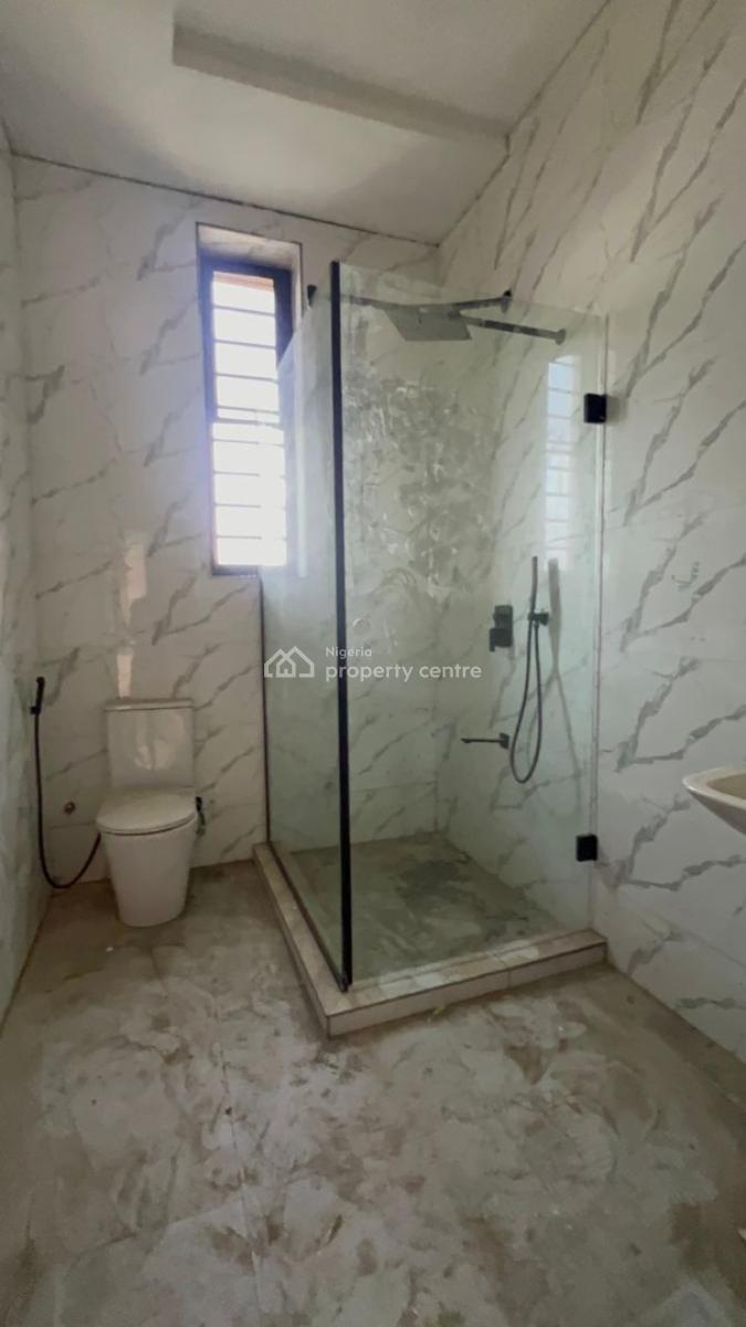 a Brand New Spacious 3-bedroom Flat, Jahi District Abuja, Its in a Well Secured Environment., Jahi, Abuja, Flat / Apartment for Sale