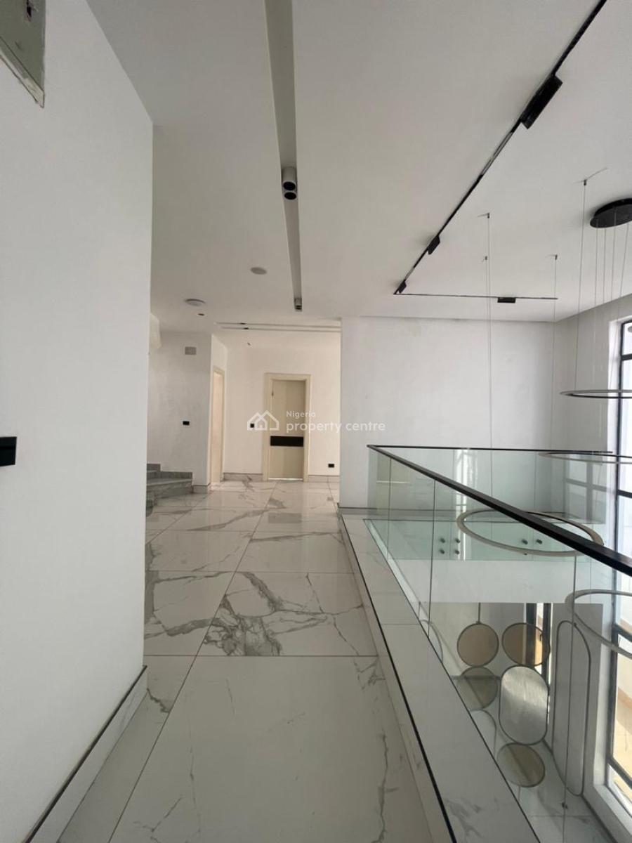 6 Bedroom Detached Duplex, Lekki County, Lekki, Lagos, Detached Duplex for Sale