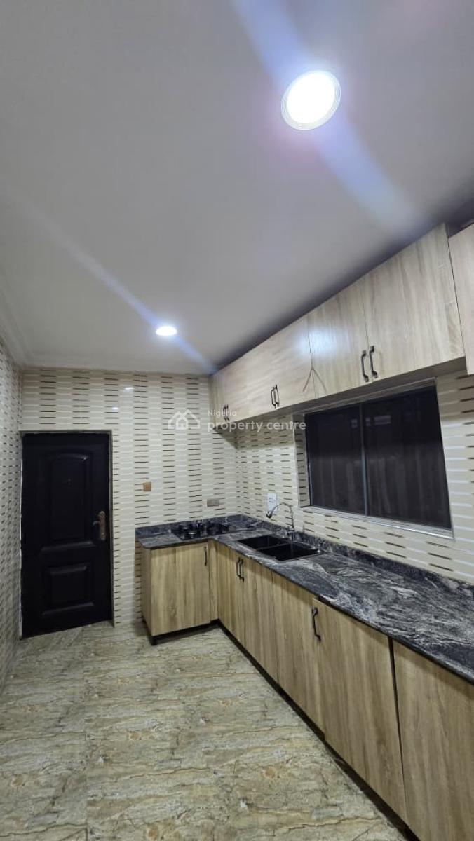 4 Bedroom Duplex with Best Modern Facilities (2 Tenants Compound), Oluwo Kekere, Close to New Bodija, New Bodija, Ibadan, Oyo, Detached Duplex for Rent