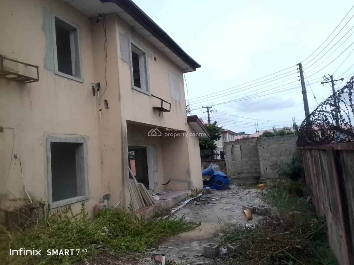 5 Bedroom Fully Detached House with 2 Unit 2 Bed Flats at The Back, Off Babatunde Anjous, Lekki Phase 1, Lekki, Lagos, Detached Duplex for Sale