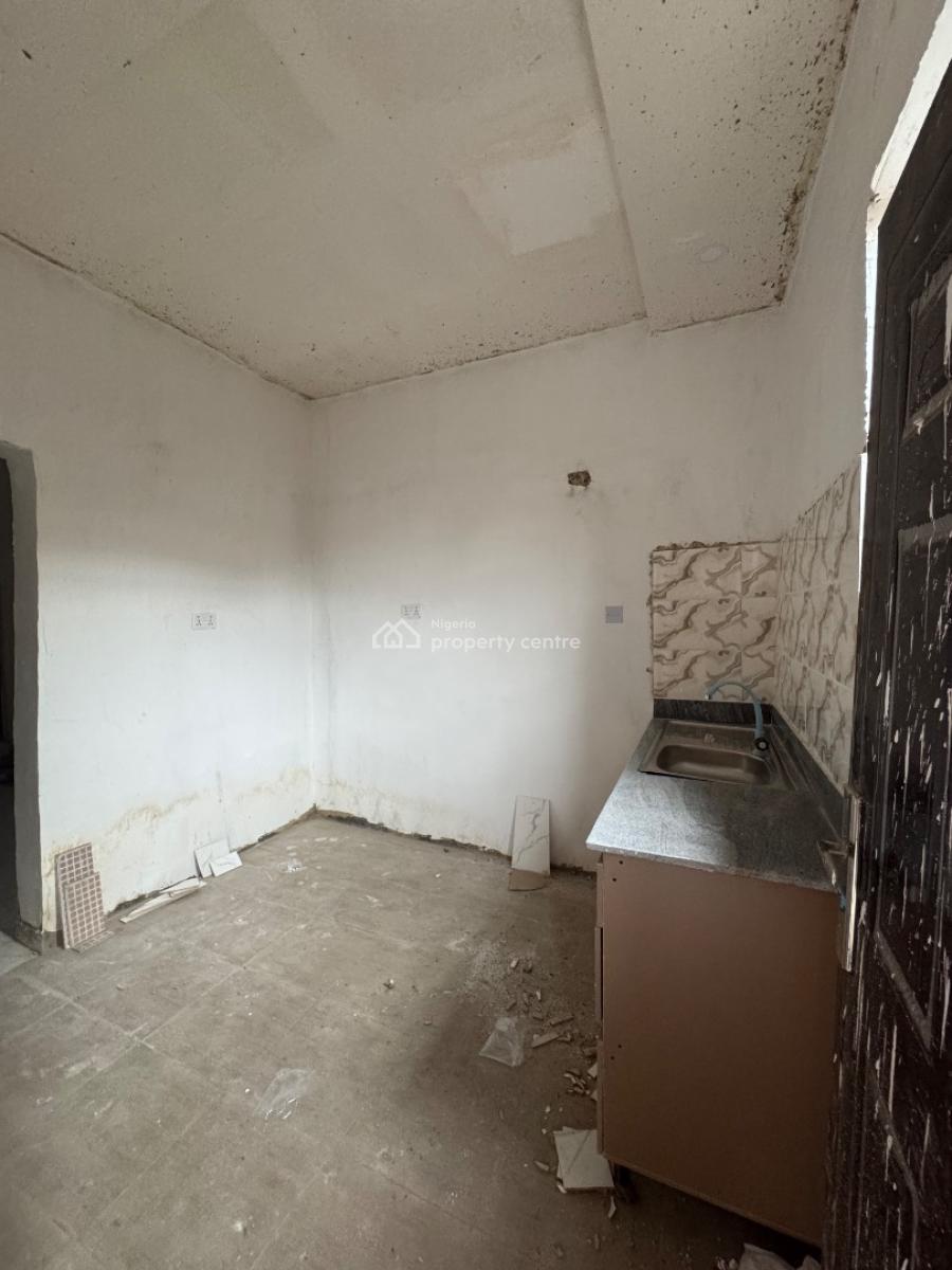 Newly Built 2 Bedroom Apartment, Off Pedro Road, Pedro, Gbagada, Lagos, Flat / Apartment for Sale