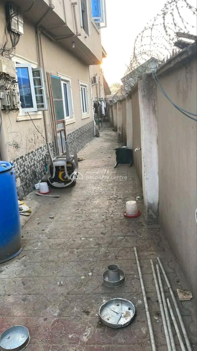 Block of 2unit 2bedroom Flat and 6unit of Room&parlour Self Contained, Mowe Ofada, Ogun, Block of Flats for Sale