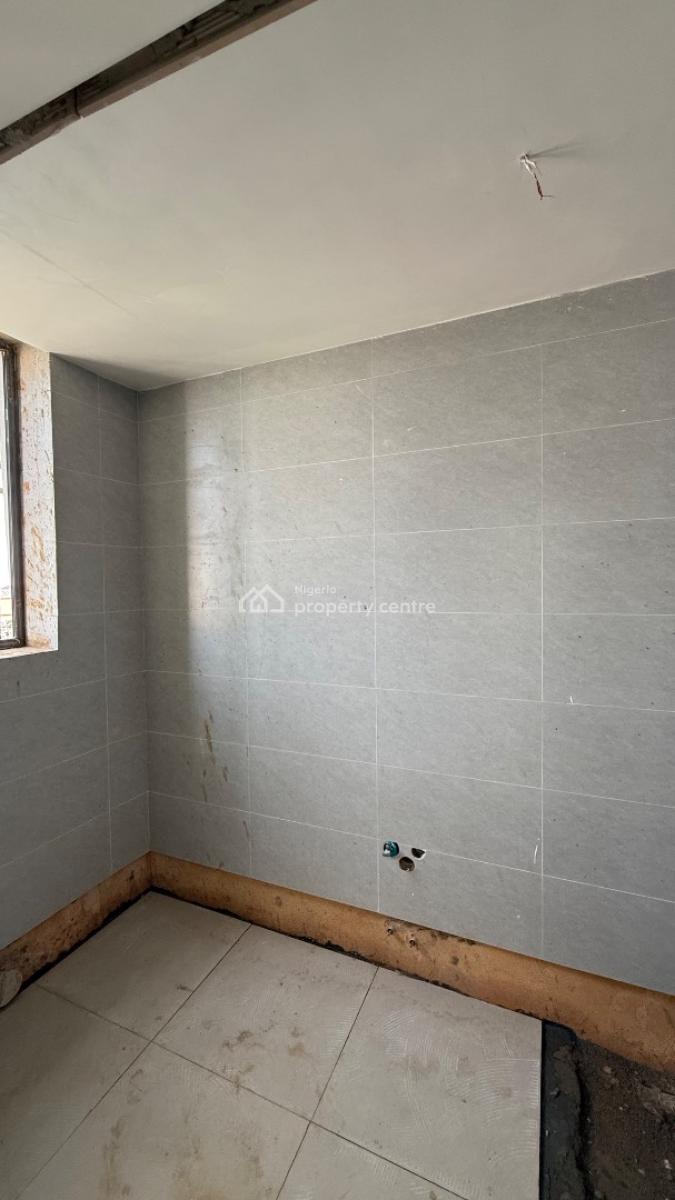 New Spacious 2 Bedroom Apartment, Off Ajose Adeogun Street, Victoria Island (vi), Lagos, Flat / Apartment for Sale