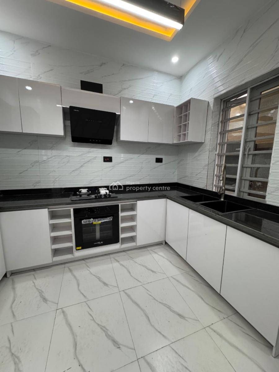 Splendid & Newly Built 3 Bedroom Terrace Duplex, Medina Estate, Medina, Gbagada, Lagos, Terraced Duplex for Sale