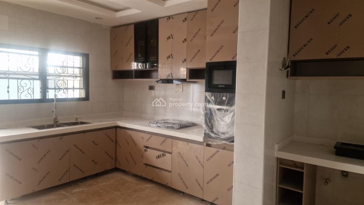 a Fully Vacant Wing of Well Finished  4-bedroom Semi-detached House, Oniru, Victoria Island (vi), Lagos, Semi-detached Duplex for Sale
