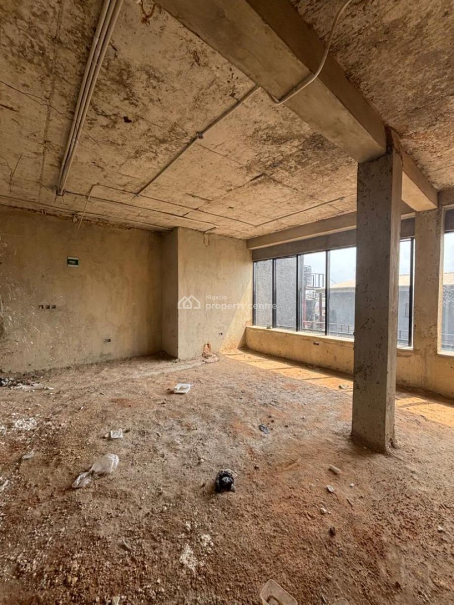 Commercial Ground Floor Showroom, Victoria Island (vi), Lagos, Plaza / Complex / Mall for Rent