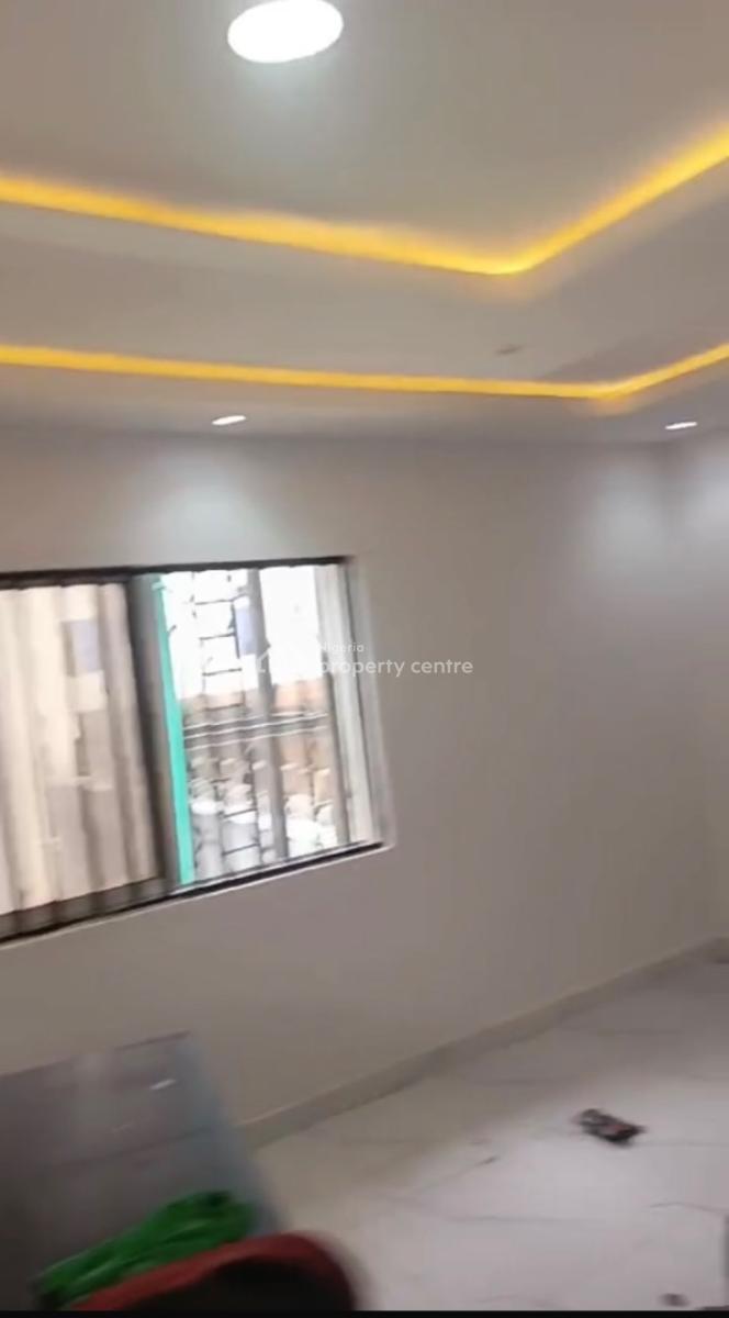 a Spacious and Standard Selfcon Upstairs, Ikate, Lekki, Lagos, Self Contain (single Rooms) for Rent