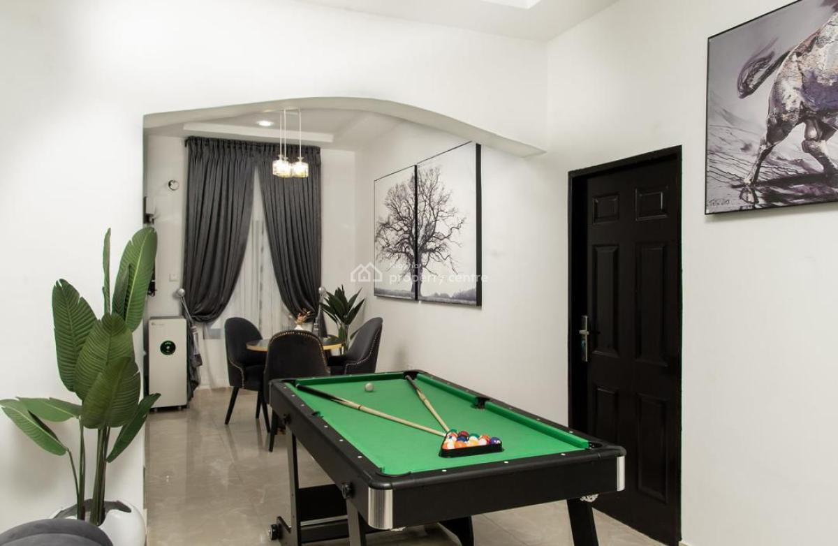 Cozy 2 Bedroom Apartment in Jahi, Jahi, Abuja, Flat / Apartment Short Let