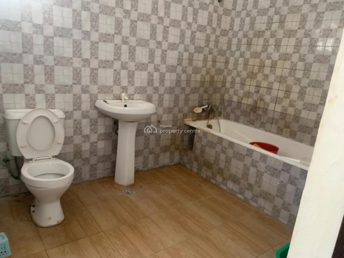a Standard Room in a Shared Apartment, Oral Estate Ikota, Lekki, Lagos, Self Contain (single Rooms) for Rent