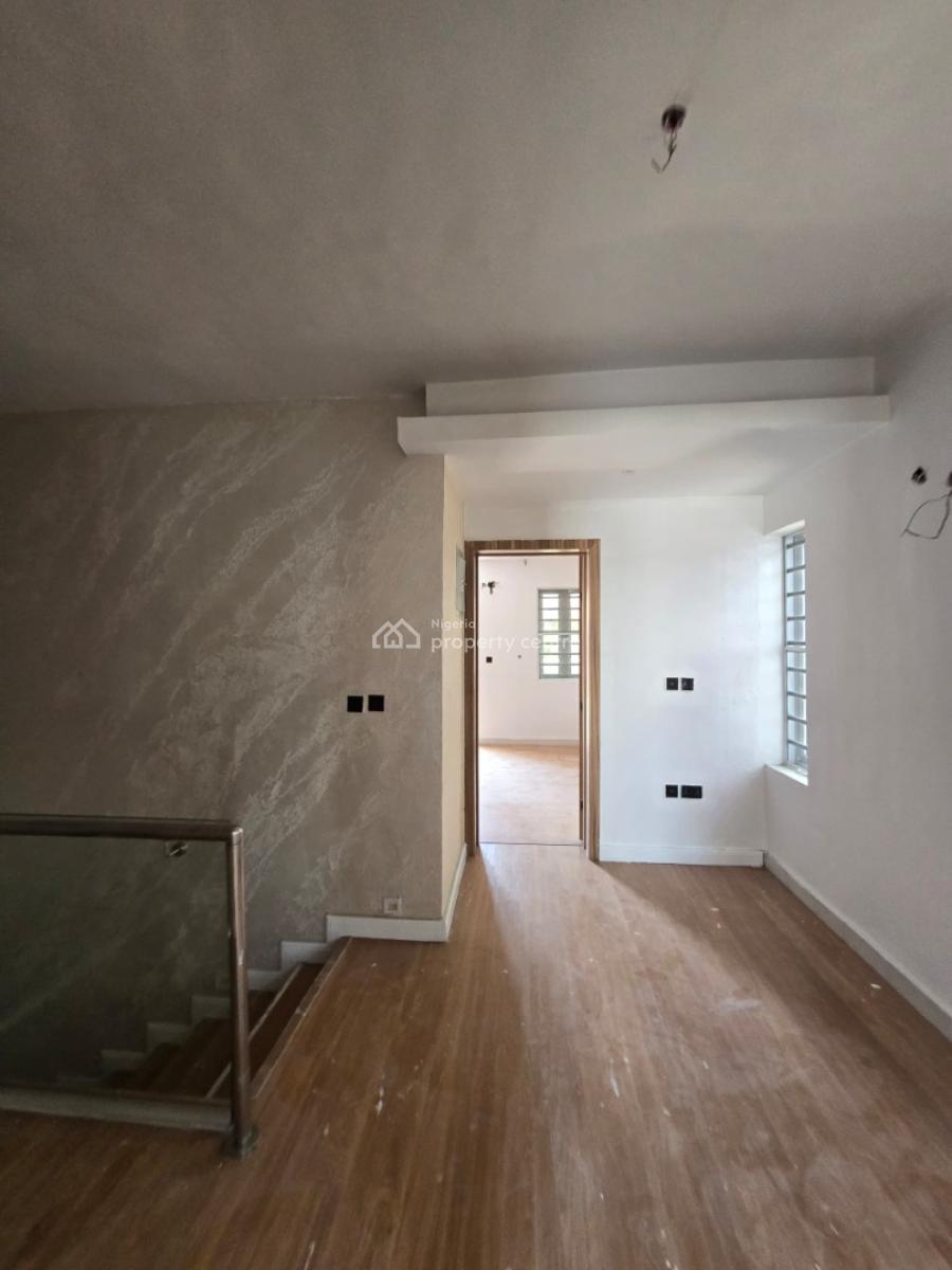 Lovely Serviced 4 Bedroom Terrace with a Room Bq, Lekki Phase 1, Lekki, Lagos, Terraced Duplex for Rent