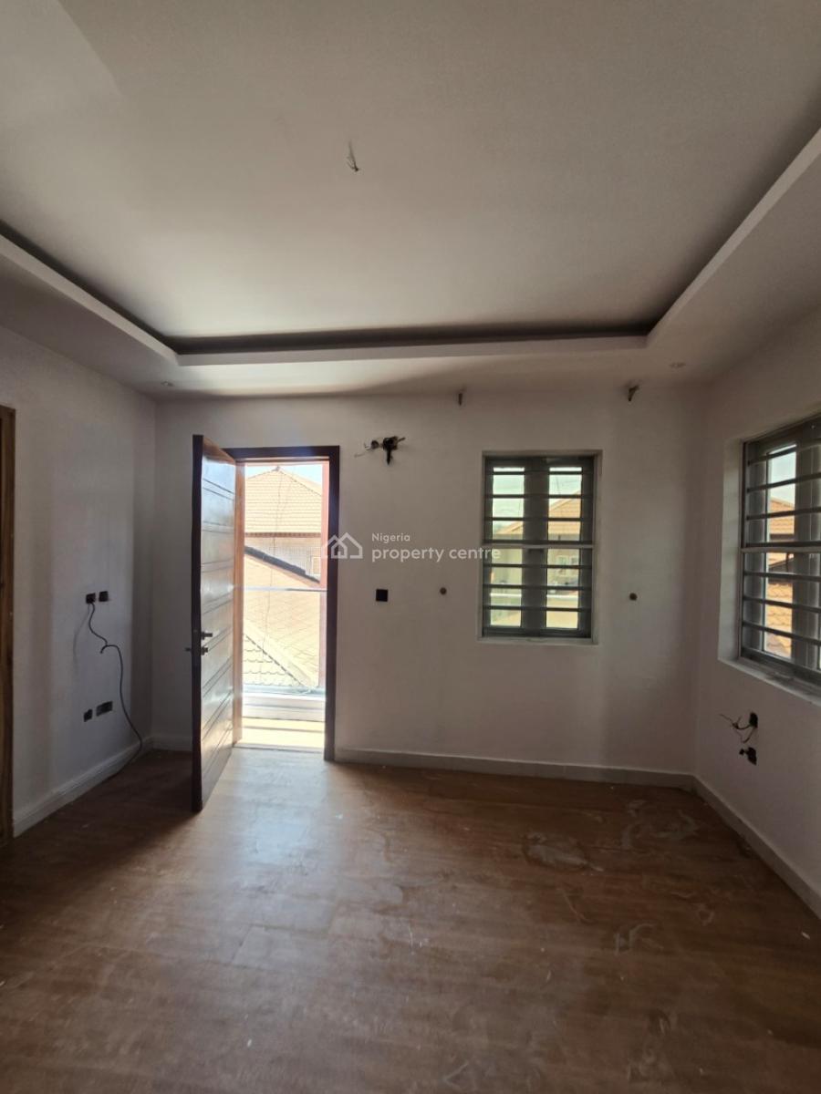 Lovely Serviced 4 Bedroom Terrace with a Room Bq, Lekki Phase 1, Lekki, Lagos, Terraced Duplex for Rent