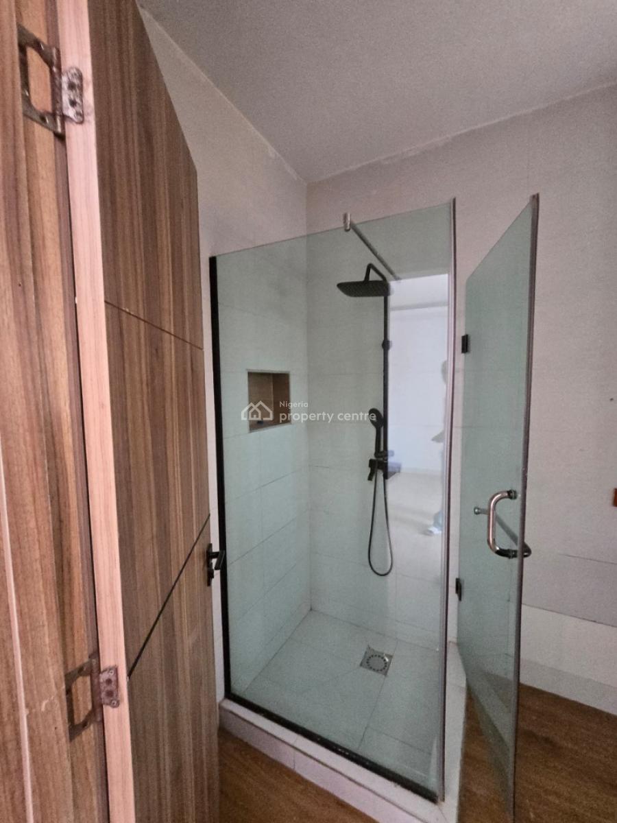 Lovely Serviced 4 Bedroom Terrace with a Room Bq, Lekki Phase 1, Lekki, Lagos, Terraced Duplex for Rent
