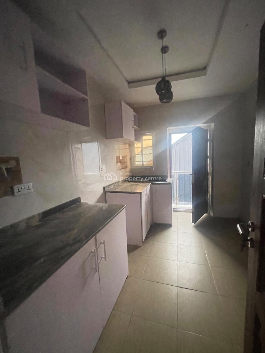 Standard 2 Bedroom Apartment in a Good Estate, Located Inside Clean,and Interlocked Estate,swimming Pool and Gym, Sangotedo, Ajah, Lagos, Flat / Apartment for Rent