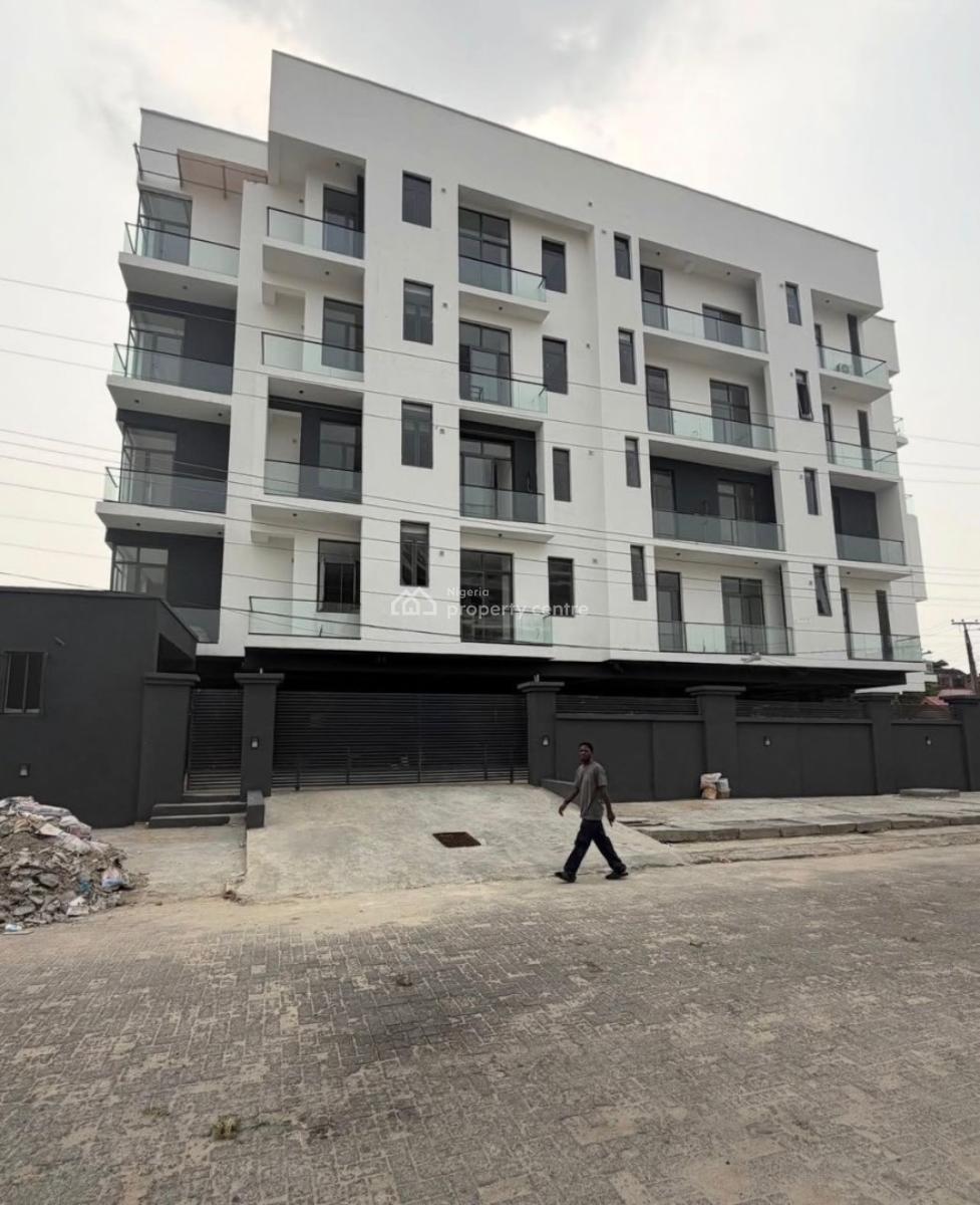 Massive   2bedroom Apartment  Available 25m, Phase 1, Lekki, Lagos, Flat / Apartment for Rent