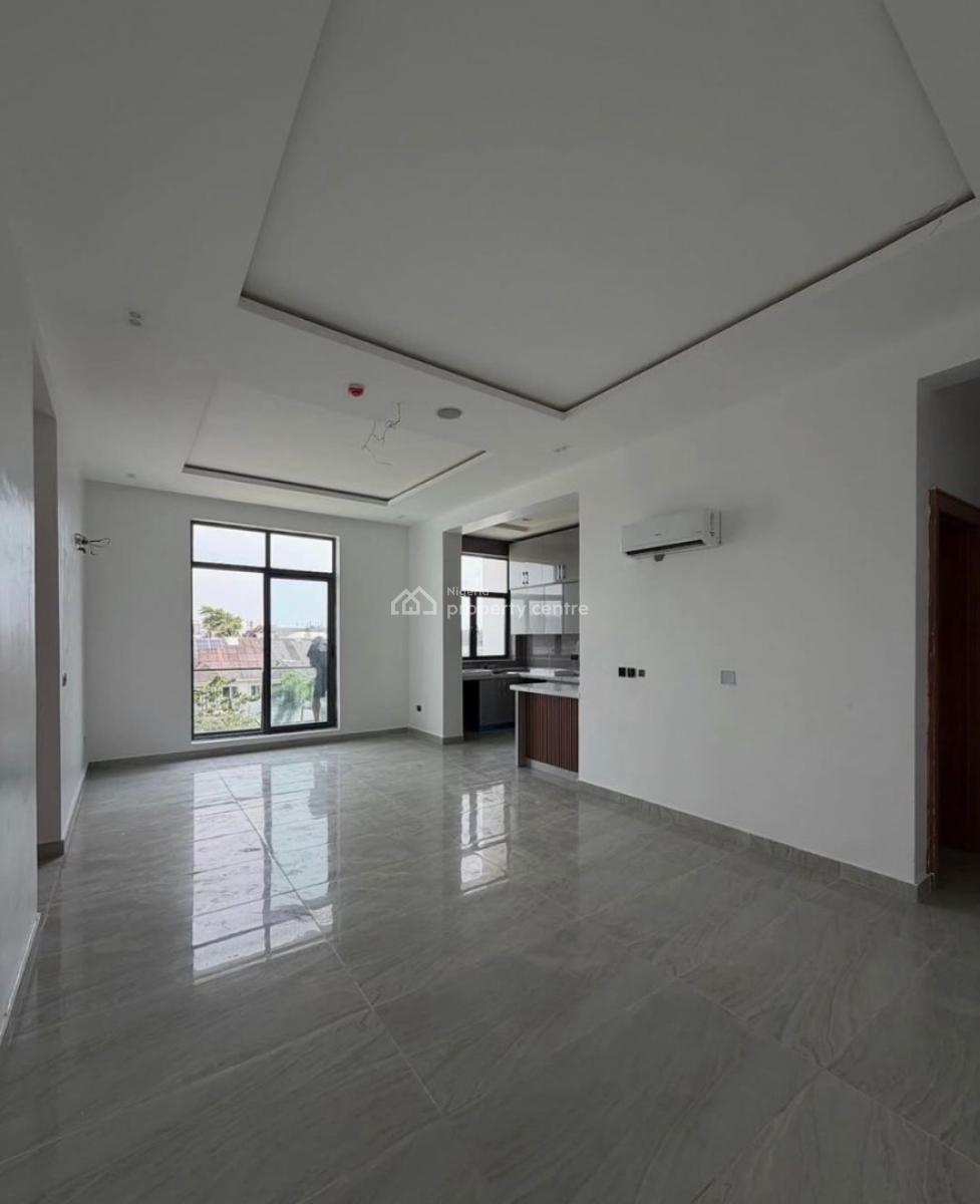 Massive   2bedroom Apartment  Available 25m, Phase 1, Lekki, Lagos, Flat / Apartment for Rent