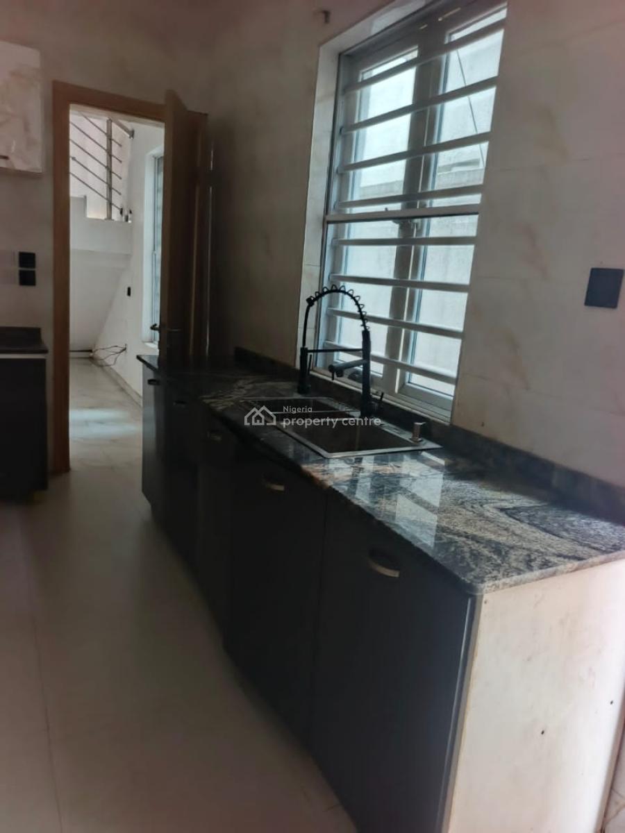 Tastefully Built 4 Bedroom Semi Detached Duplex + Bq, Omole Phase 1, Omole Phase 1, Ikeja, Lagos, Semi-detached Duplex for Rent