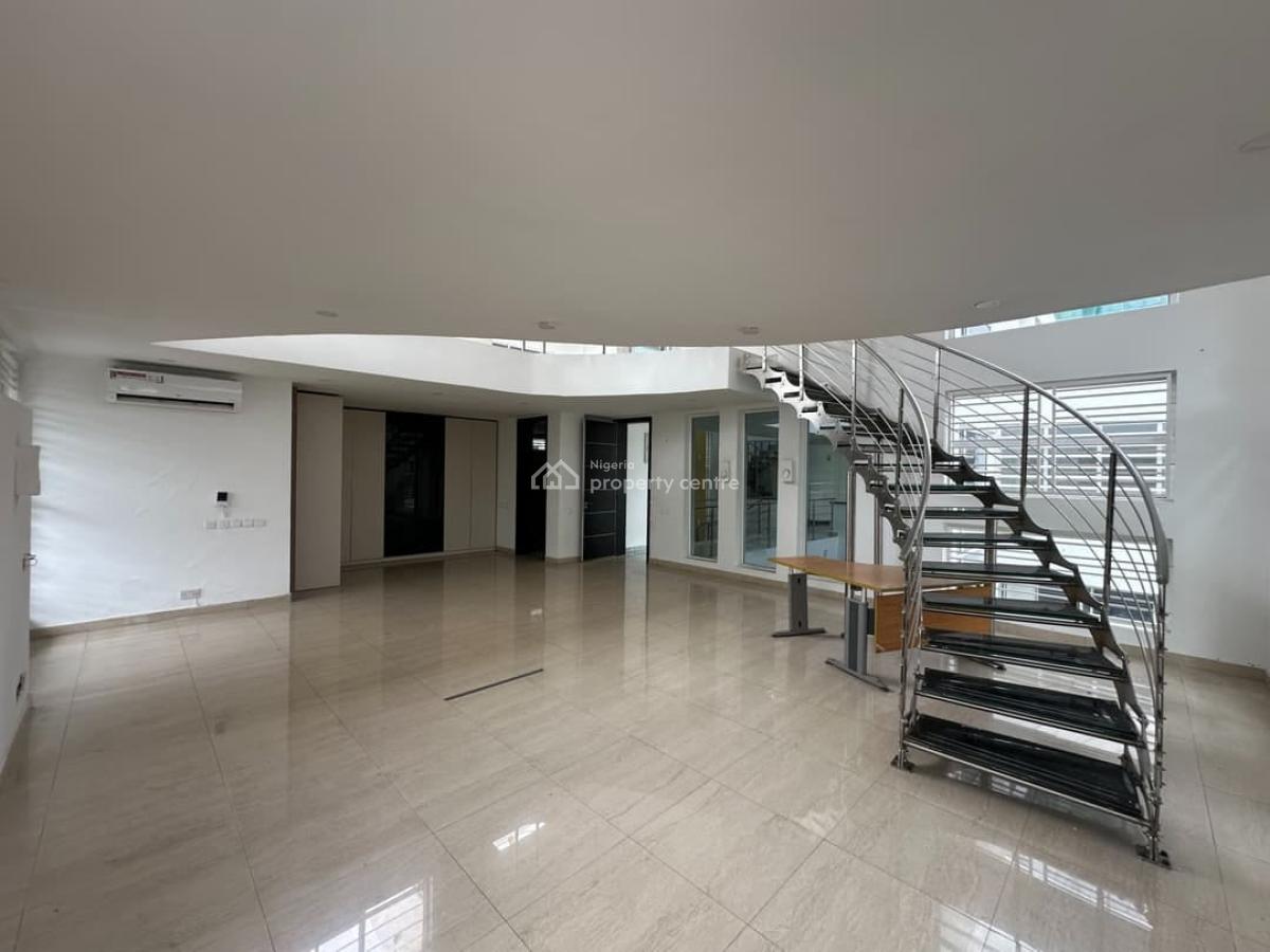Contemporary 5 Bedroom Detached Home with Bq, Stand Alone Luxury Detached Buidling with Good Road Network, Banana Island, Ikoyi, Lagos, Detached Duplex for Rent