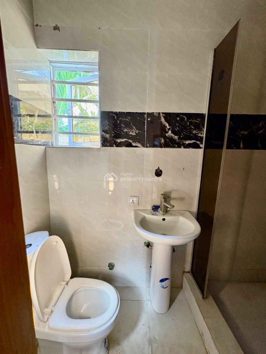 Spacious and Modern Upstairs with 2 Toilets +personal Pre Paid Meter, Orchid Road Before The R/about, Lekki, Lagos, Mini Flat (room and Parlour) for Rent