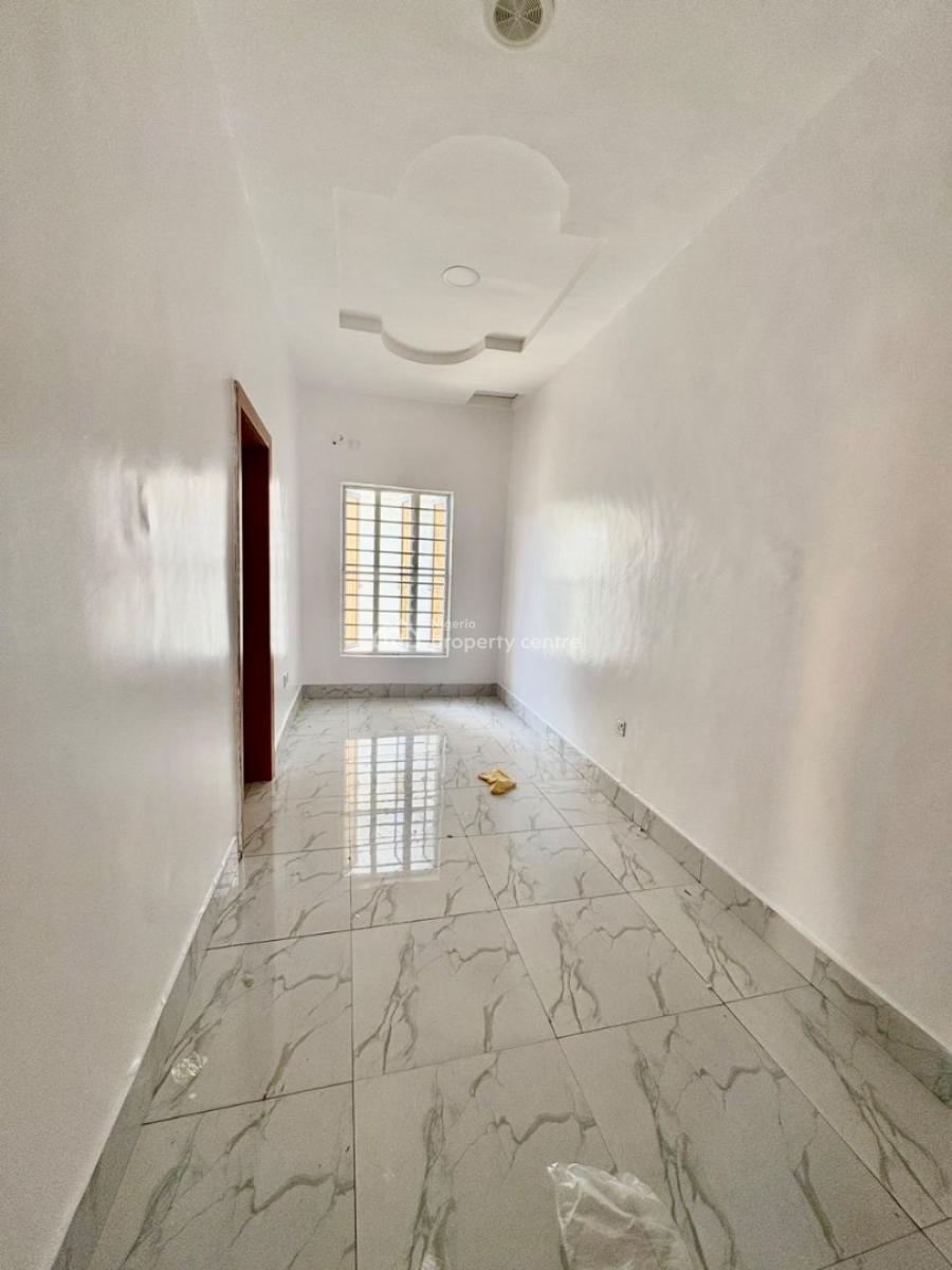 Spacious and Beautiful Upstairs with Personal Pre Paid Meter, Orchid Road Before R/about, Lekki, Lagos, Mini Flat (room and Parlour) for Rent