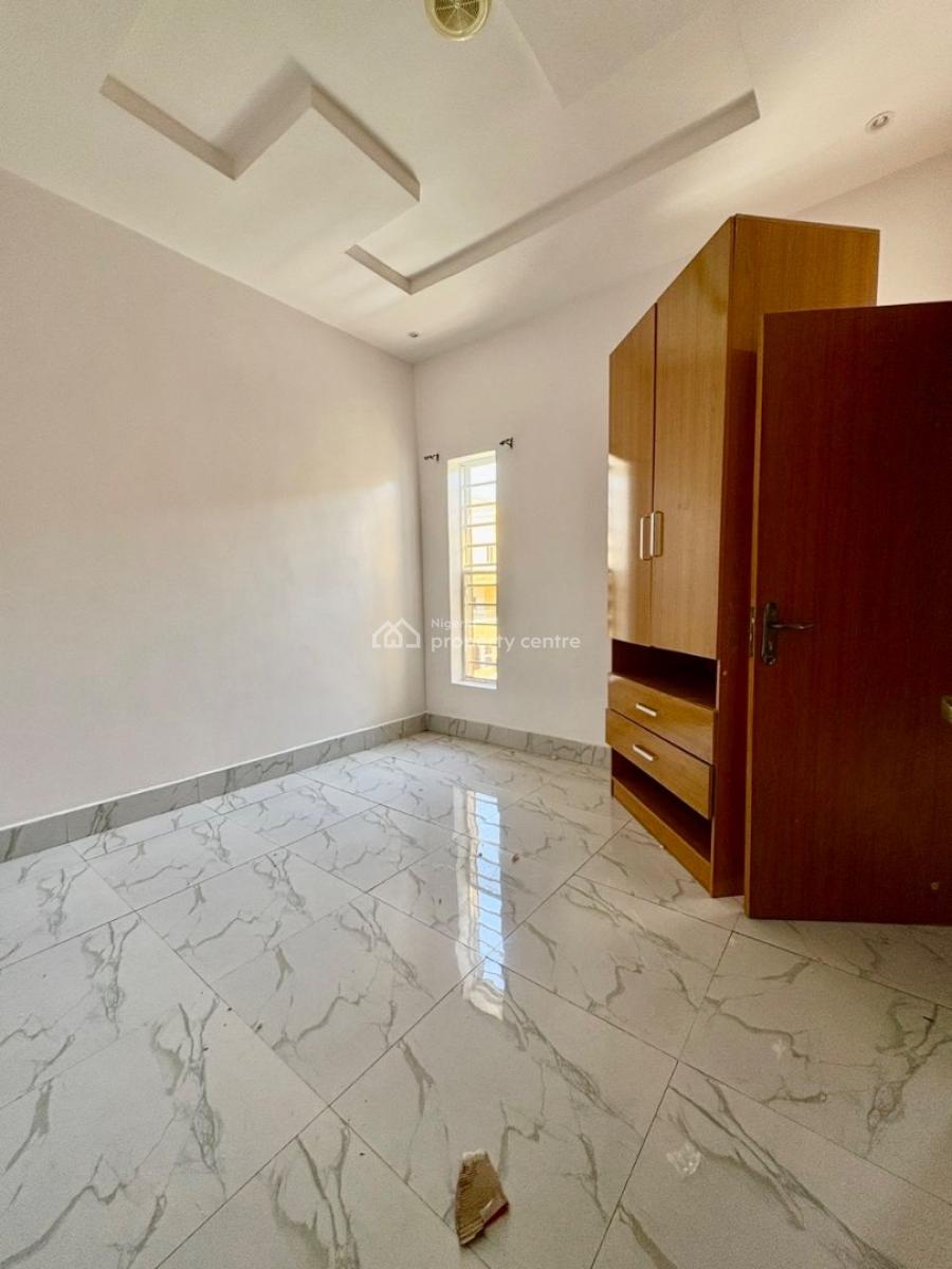 Spacious and Beautiful Upstairs with Personal Pre Paid Meter, Orchid Road Before R/about, Lekki, Lagos, Mini Flat (room and Parlour) for Rent