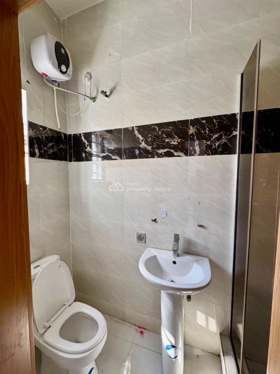 Spacious and Beautiful Upstairs with Personal Pre Paid Meter, Orchid Road Before R/about, Lekki, Lagos, Mini Flat (room and Parlour) for Rent