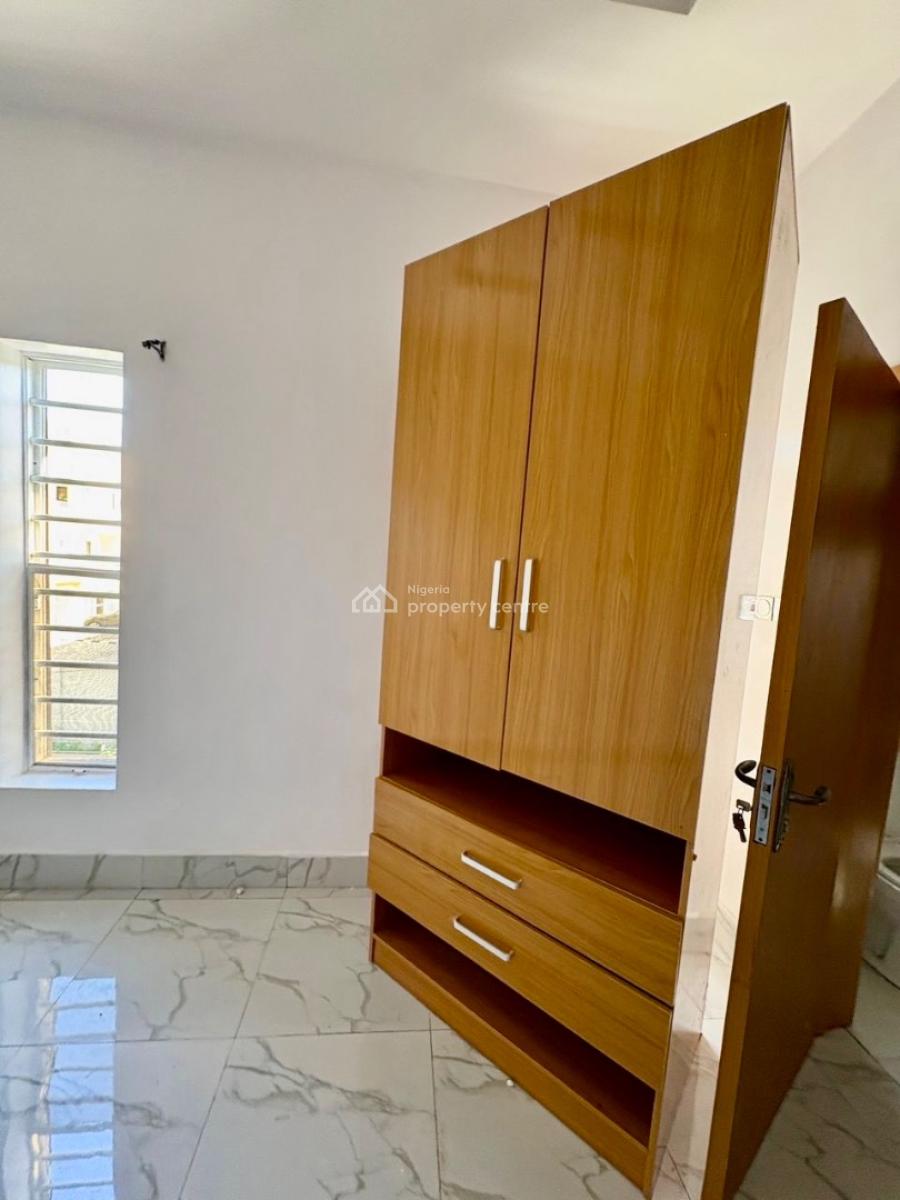 Spacious and Beautiful Upstairs with Personal Pre Paid Meter, Orchid Road Before R/about, Lekki, Lagos, Mini Flat (room and Parlour) for Rent