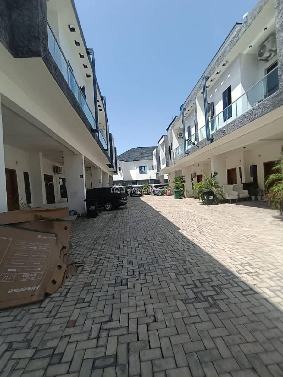 a Spacious Mini Flat, Harris Drive, Micrian Villa Estate, Lekki, Lagos, Mini Flat (room and Parlour) for Rent