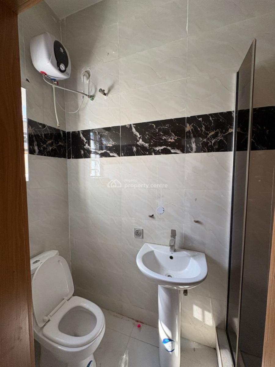 Miniflat Upstairs with Personal Meter Also Comes with in-house Visitor, Orchid Road, Lekki, Lagos, Mini Flat (room and Parlour) for Rent