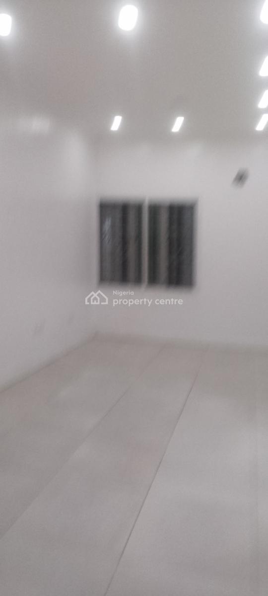 a Standard Mini Flat, Lekki Paradise 3 Estate, Chevron Drive, Chevron, Lekki, Lagos, Mini Flat (room and Parlour) for Rent