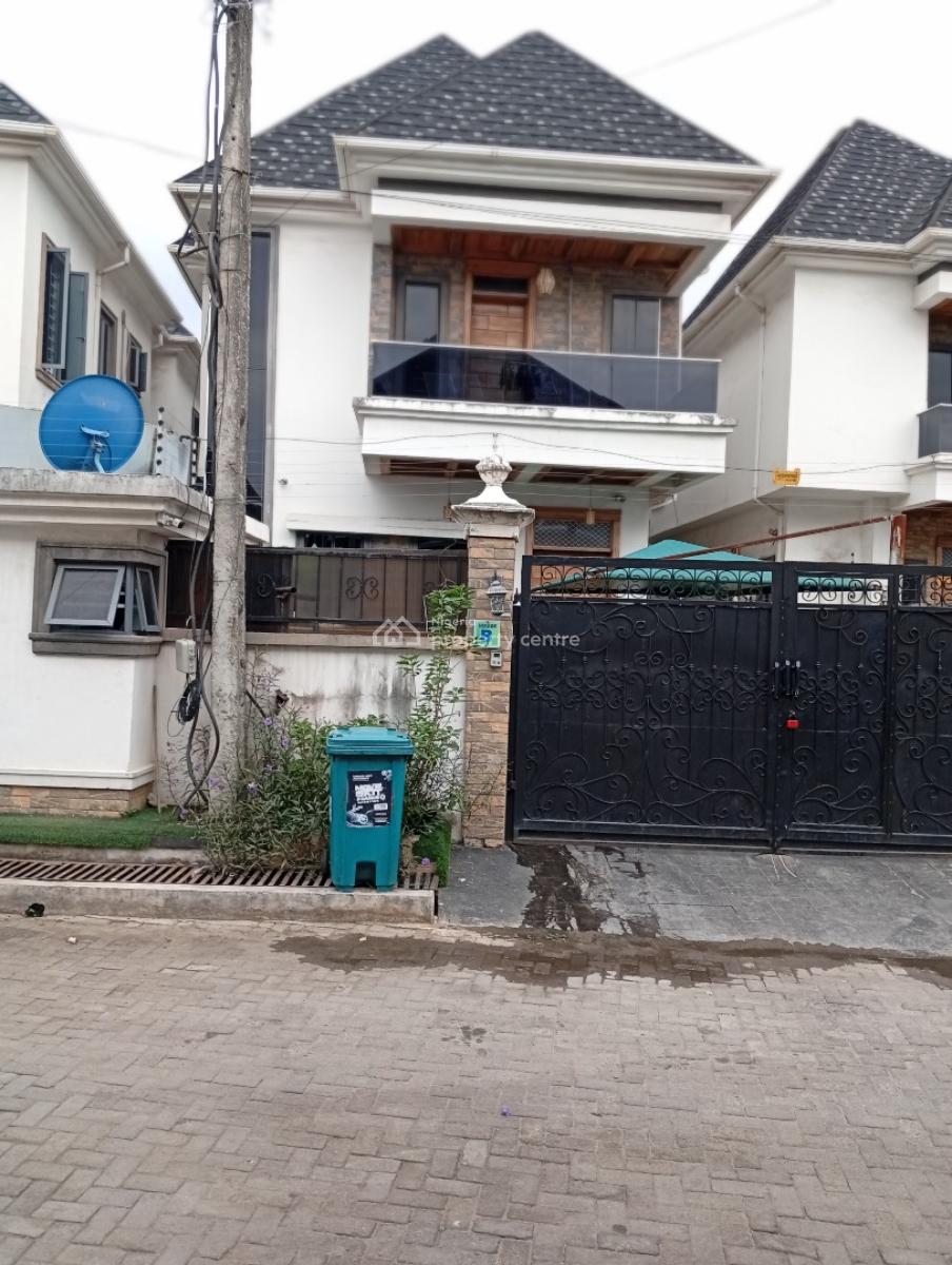 5bedroom Detached House with Bq, Ikota Villa Estate, Ikota, Lekki, Lagos, Detached Duplex for Sale