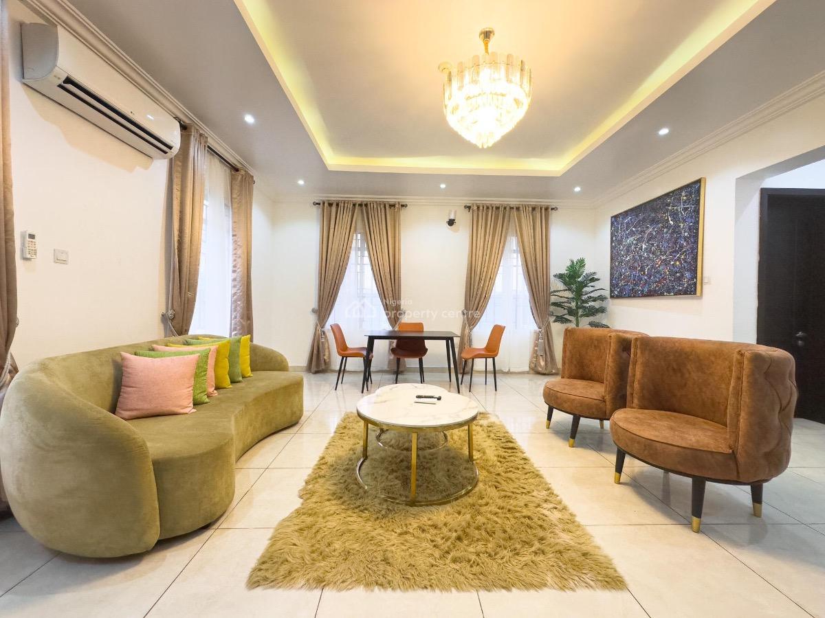 Beautiful and Spacious Serviced 3-bedroom Apartment with Double Beds, Spacious Rooms, Snooker Board, Fitted Kitchen and Washing Machine, Lekki Phase 1, Lekki, Lagos, Flat / Apartment Short Let