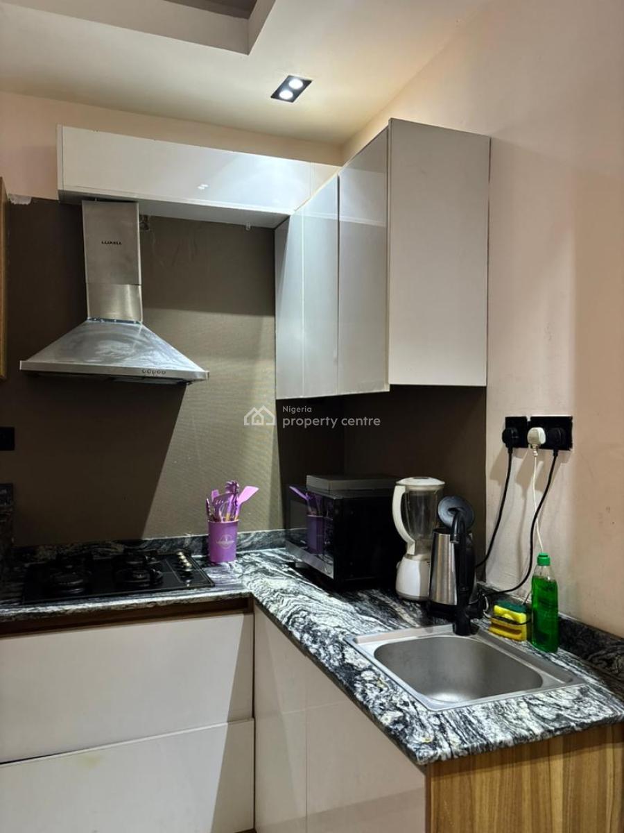 Beautifully Furnished Cozy One Bedroom Apartment, Kenneth Agbakuru Street, Lekki Phase 1, Lekki, Lagos, Flat / Apartment Short Let