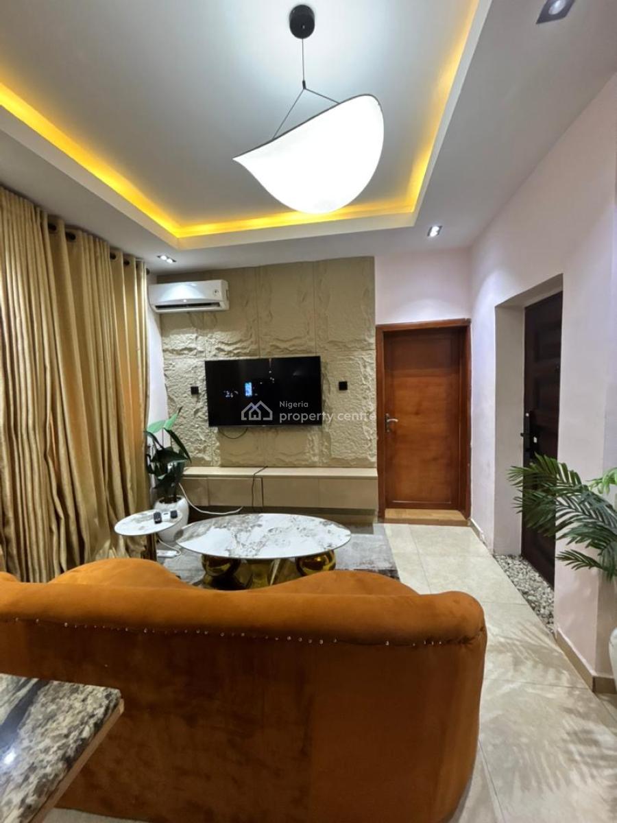 Beautifully Furnished Cozy One Bedroom Apartment, Kenneth Agbakuru Street, Lekki Phase 1, Lekki, Lagos, Flat / Apartment Short Let
