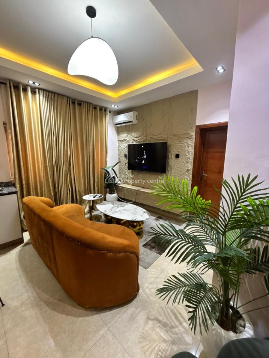 Beautifully Furnished Cozy One Bedroom Apartment, Kenneth Agbakuru Street, Lekki Phase 1, Lekki, Lagos, Flat / Apartment Short Let
