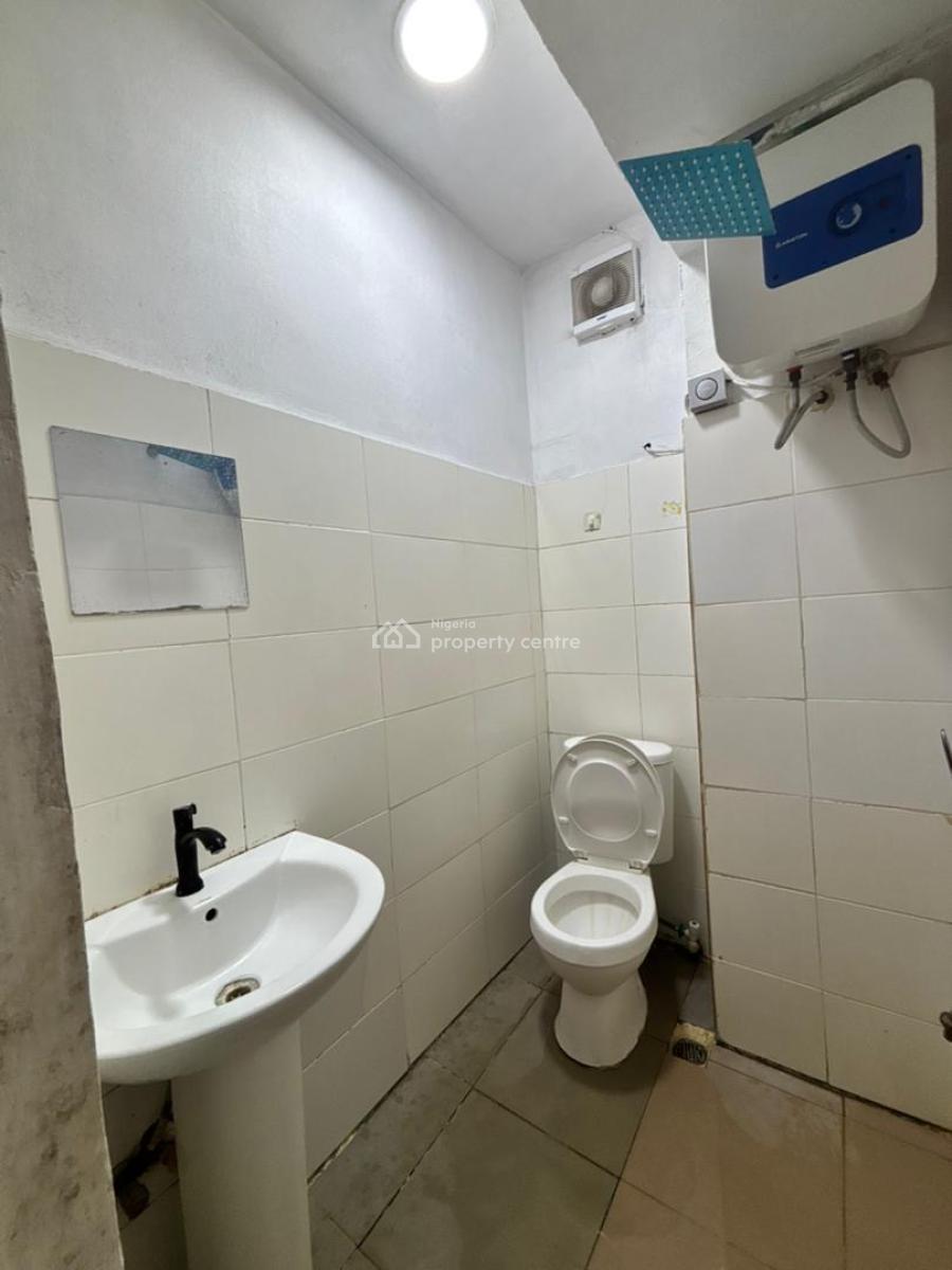 Beautifully Furnished Cozy One Bedroom Apartment, Kenneth Agbakuru Street, Lekki Phase 1, Lekki, Lagos, Flat / Apartment Short Let