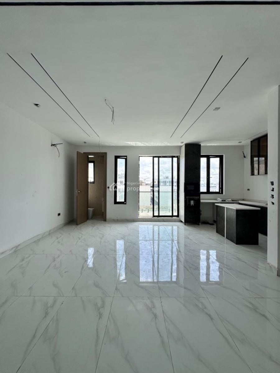 Spacious and Fully Serviced 2bedroom Apartment, Off Freedom Way, Lekki, Lekki, Lagos, Block of Flats for Sale