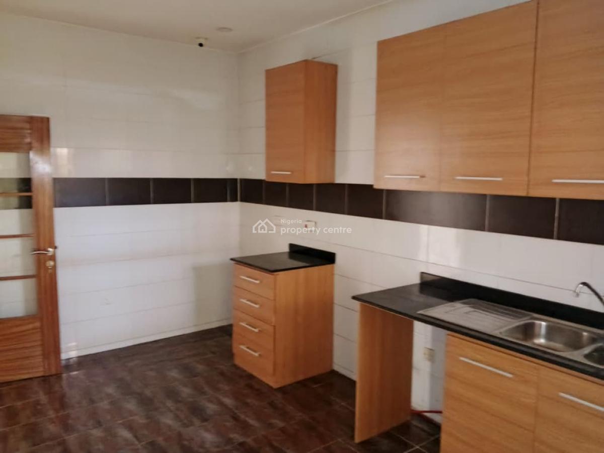 3 Bedroom Flat, Lekki Phase 1, Lekki, Lagos, Flat / Apartment for Rent