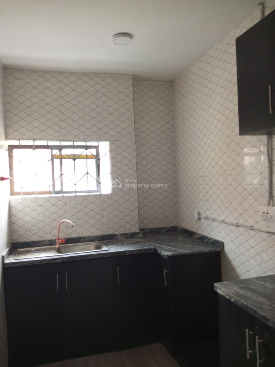Newly Built 2bed Upstairs Along The Road Very Accessible, Badore, Ajah, Lagos, Flat / Apartment for Rent