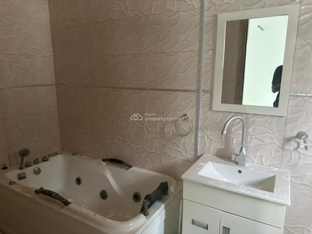 4 Bedroom Semi Detached Duplex, Ikota Leekki Island, Lekki Expressway, Lekki, Lagos, Semi-detached Duplex for Rent