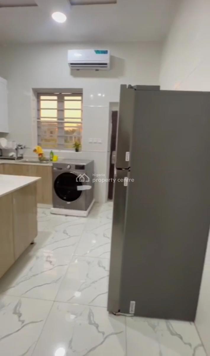 Classic 4 Bedroom with Excellent Features, Victoria Garden City, Lekki, Lagos, Detached Duplex for Rent
