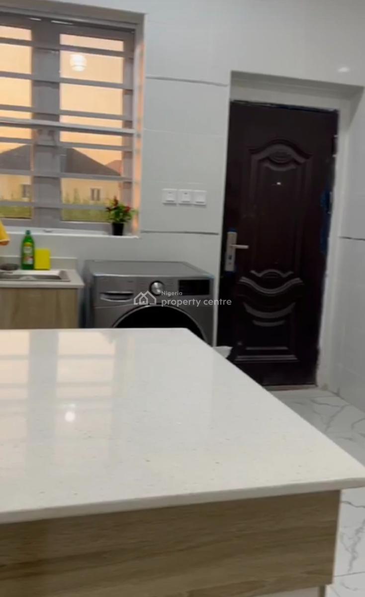 Classic 4 Bedroom with Excellent Features, Victoria Garden City, Lekki, Lagos, Detached Duplex for Rent
