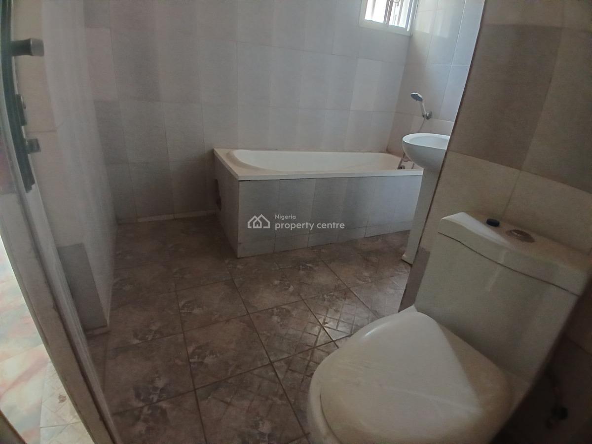 Self Compound 4 Bedroom Terace Duplex, By Brains and Hammers Estate, Galadimawa, Abuja, Terraced Duplex for Rent