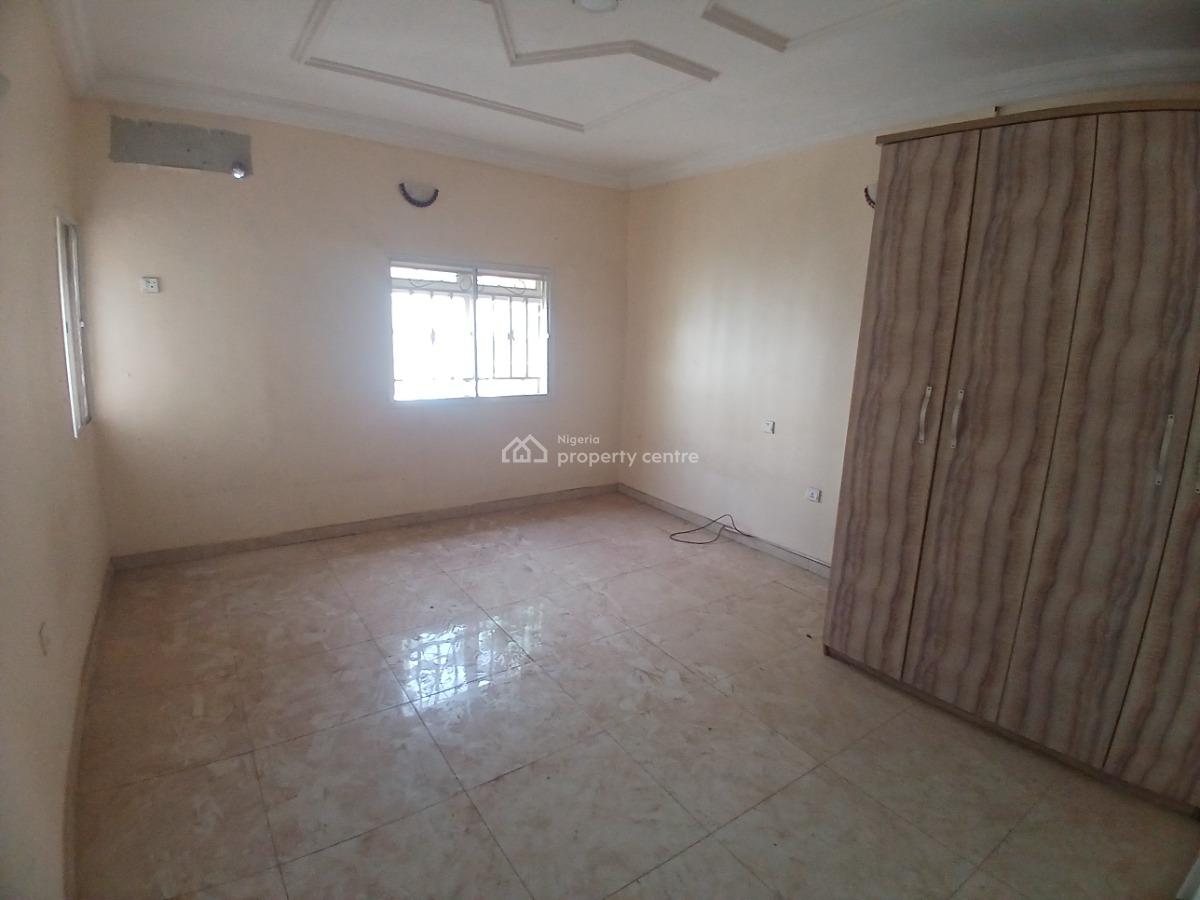 Self Compound 4 Bedroom Terace Duplex, By Brains and Hammers Estate, Galadimawa, Abuja, Terraced Duplex for Rent