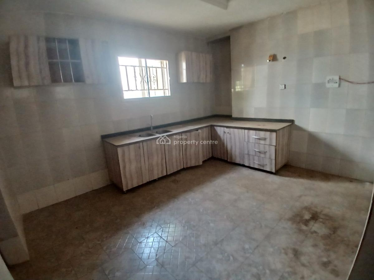 Self Compound 4 Bedroom Terace Duplex, By Brains and Hammers Estate, Galadimawa, Abuja, Terraced Duplex for Rent